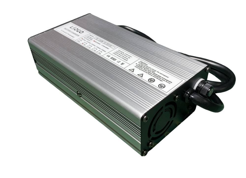 Cargador baterías de litio 16,8V 10A - Imagen 2