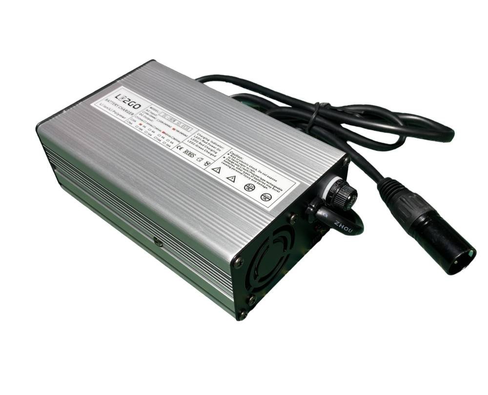 Cargador baterías de litio 50,4V 3A - Imagen 2