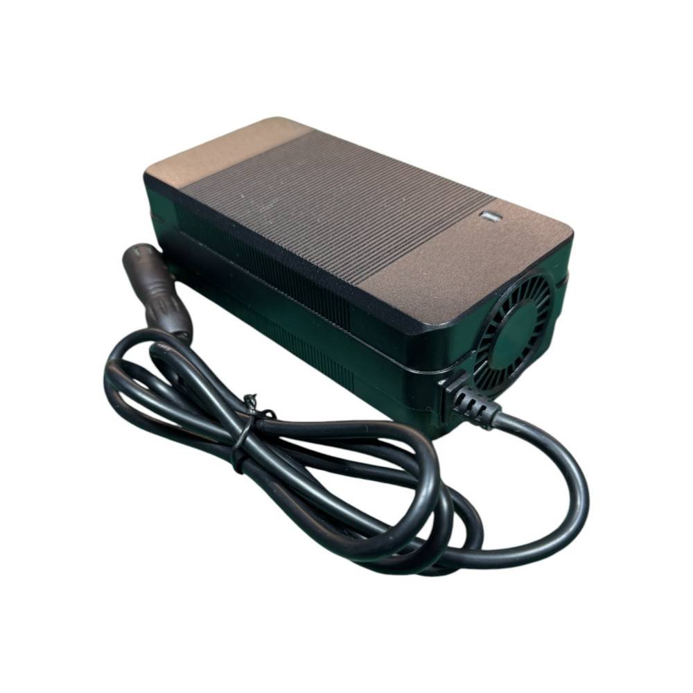 Cargador para batería Campagnola Li-Ion 700 - Imagen 2